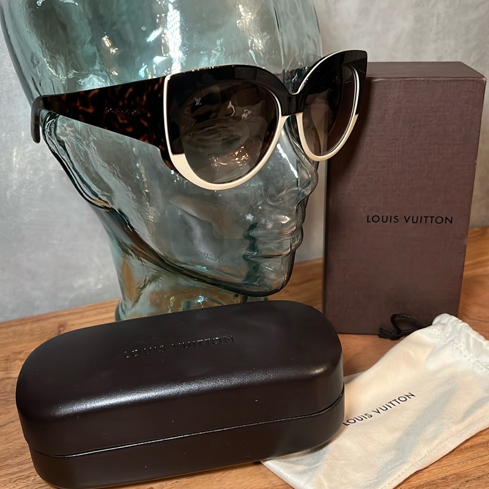 •Louis Vuitton Sunglasses